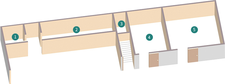 차고동 1층 배치도같은 경우에는 계단을 기준으로 시계방향으로 4 문서고, 5 창고 1 운전원 대기실, 2 창고, 3 화장실이 위치해 있습니다.